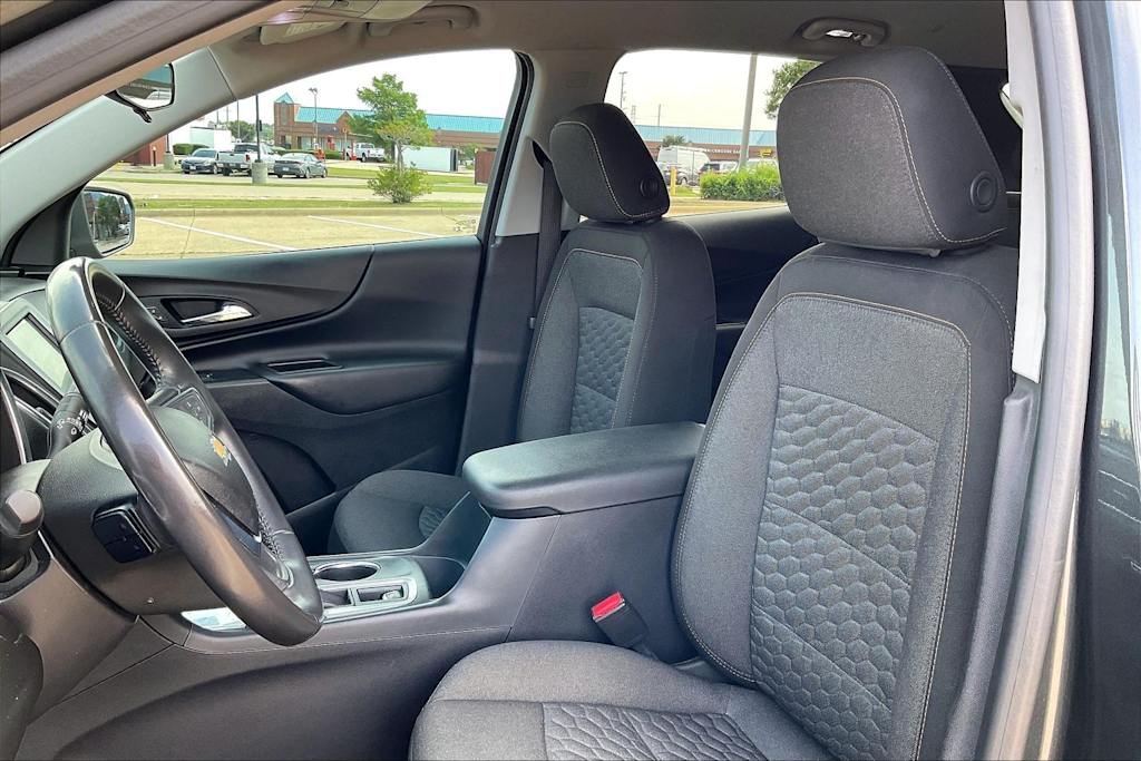 Thumbnail: 2019 Chevrolet Equinox - 10