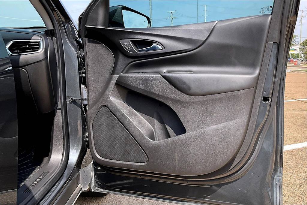 Thumbnail: 2019 Chevrolet Equinox - 28