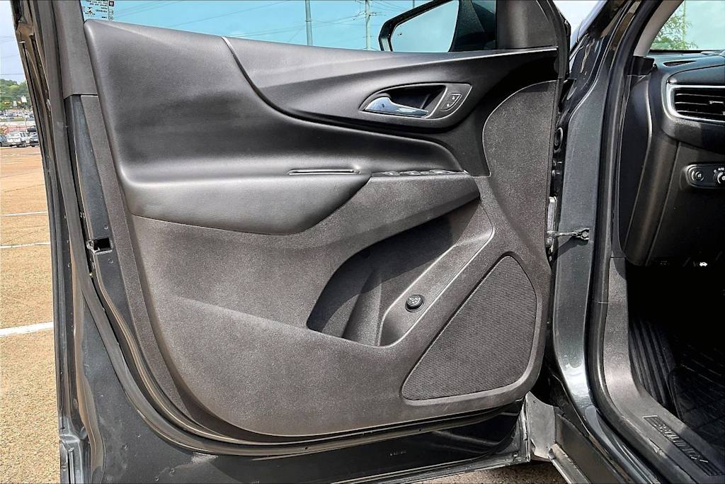 Thumbnail: 2019 Chevrolet Equinox - 27