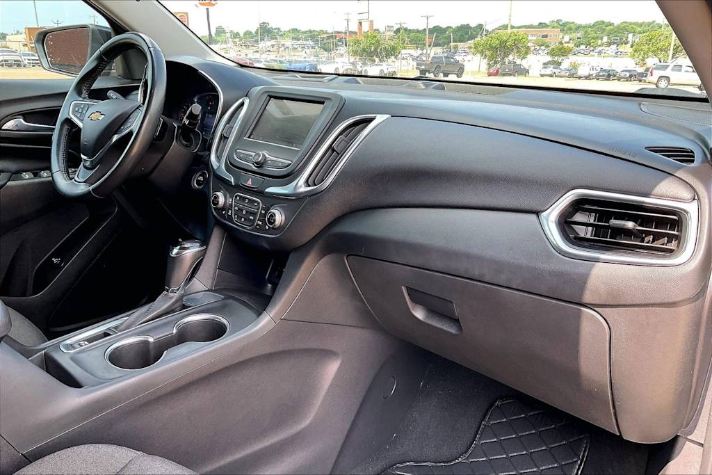 Thumbnail: 2019 Chevrolet Equinox - 24