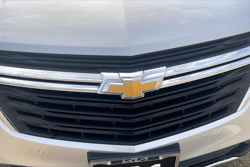Thumbnail: 2022 Chevrolet Equinox - 31