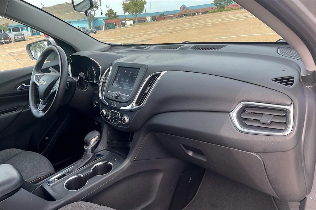 Thumbnail: 2022 Chevrolet Equinox - 24