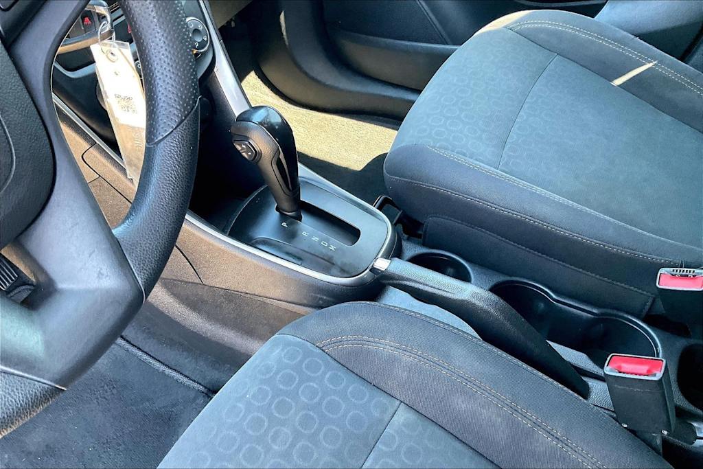 Thumbnail: 2020 Chevrolet Trax - 16