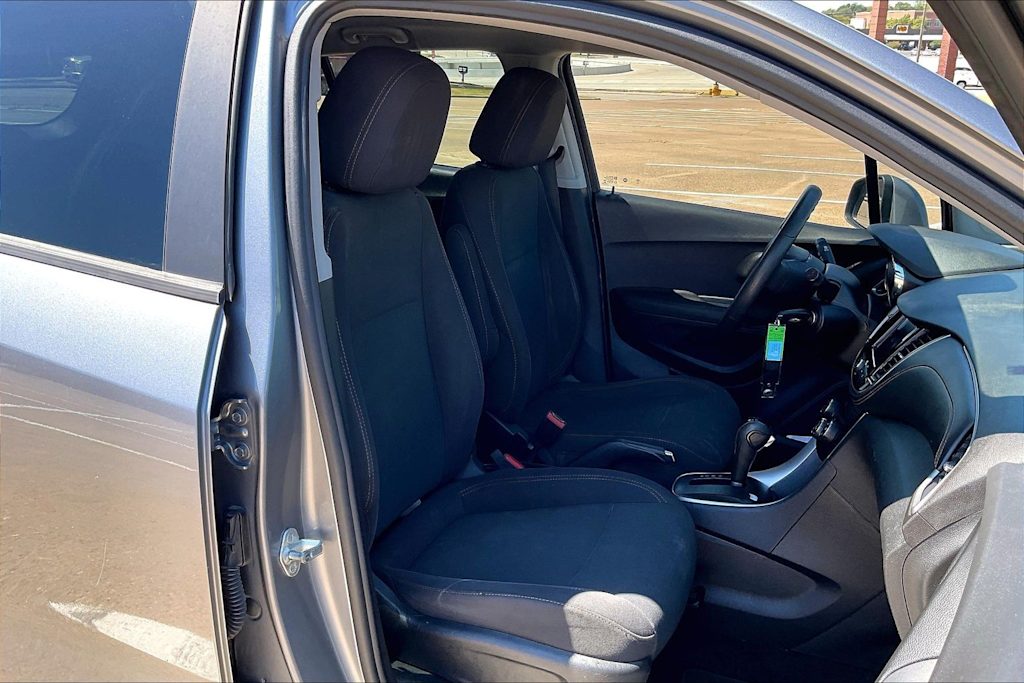 Thumbnail: 2020 Chevrolet Trax - 21