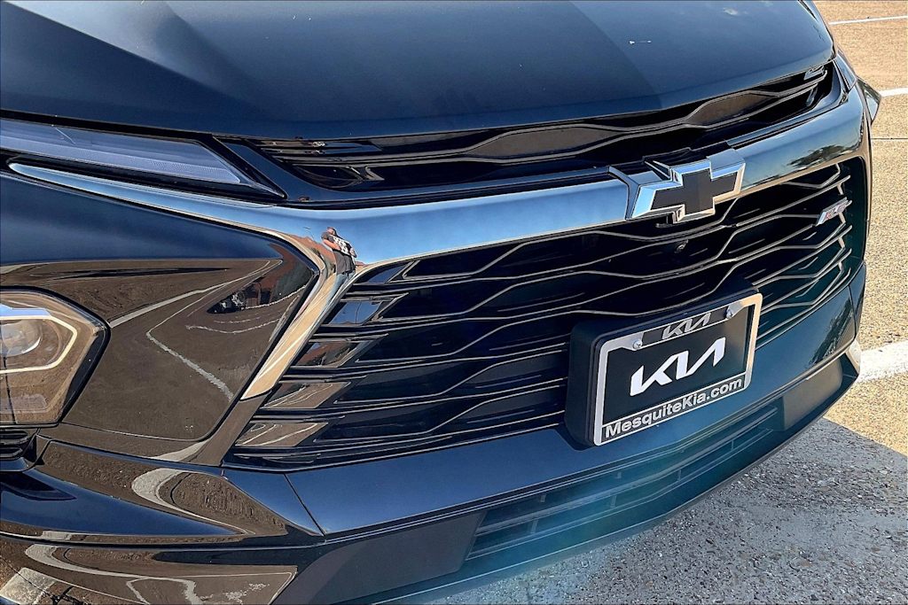 Thumbnail: 2025 Chevrolet Blazer - 33