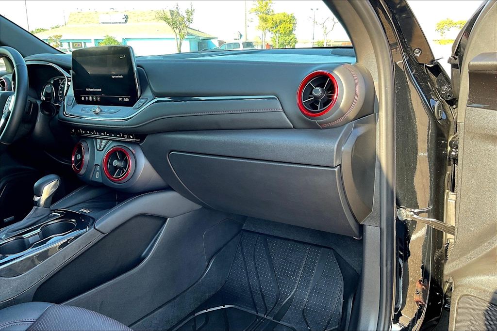 Thumbnail: 2025 Chevrolet Blazer - 24