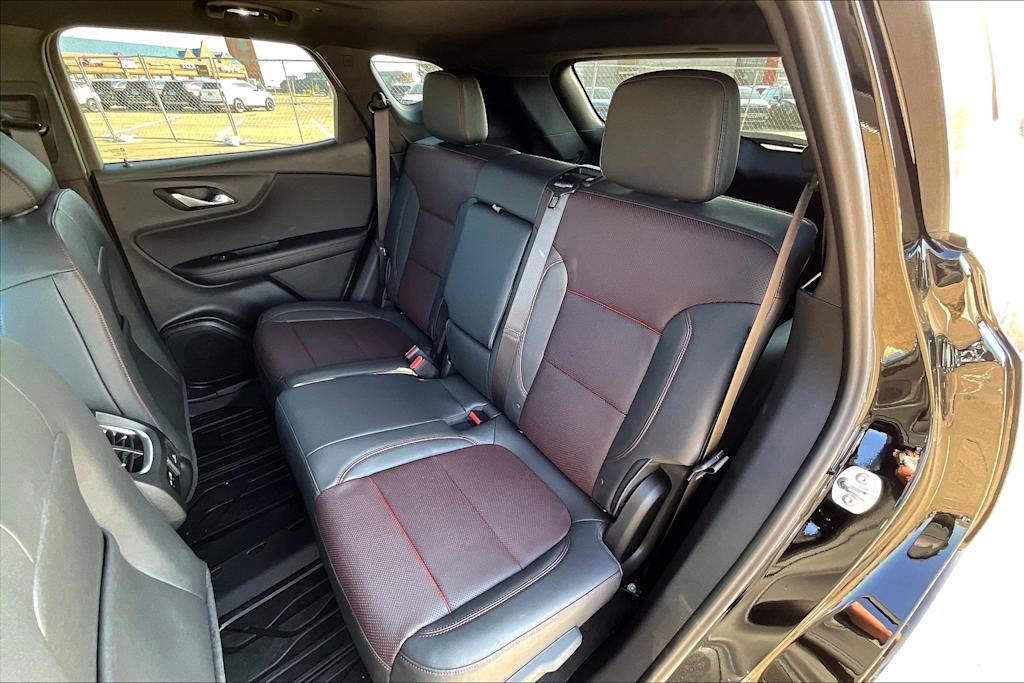 Thumbnail: 2025 Chevrolet Blazer - 29