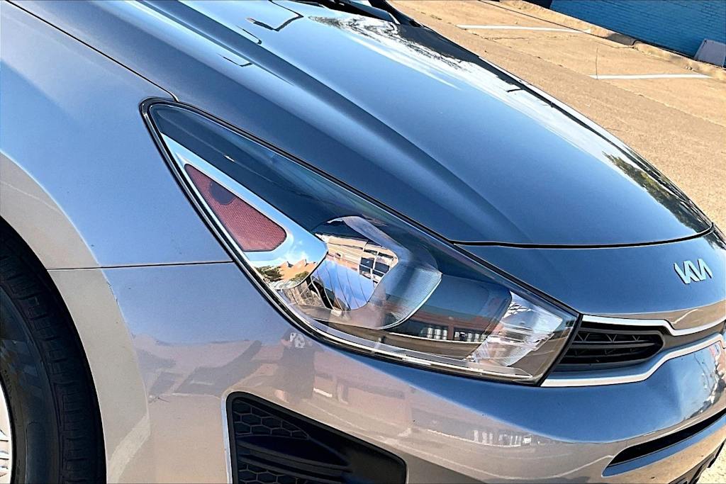 Thumbnail: 2023 Kia Rio - 28