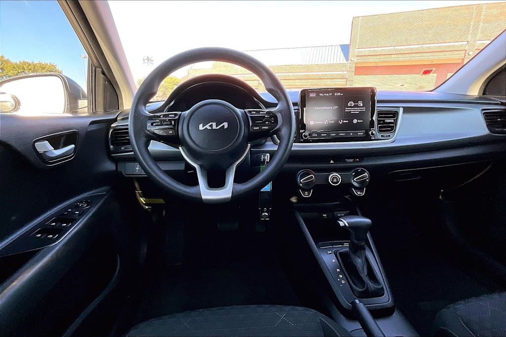 Thumbnail: 2023 Kia Rio - 13
