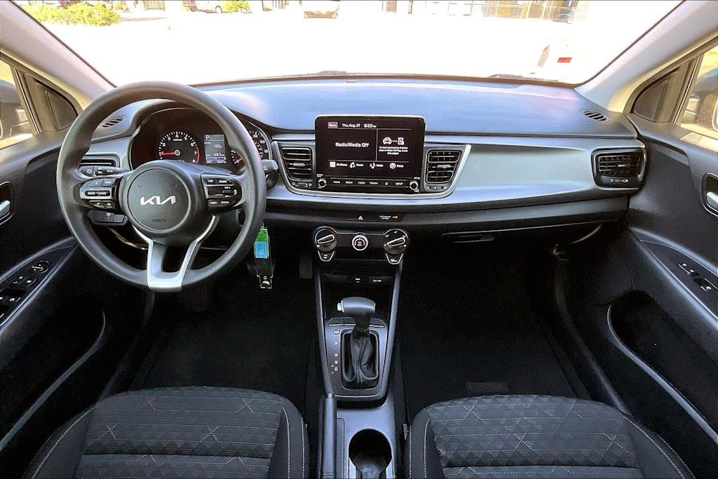 Thumbnail: 2023 Kia Rio - 9