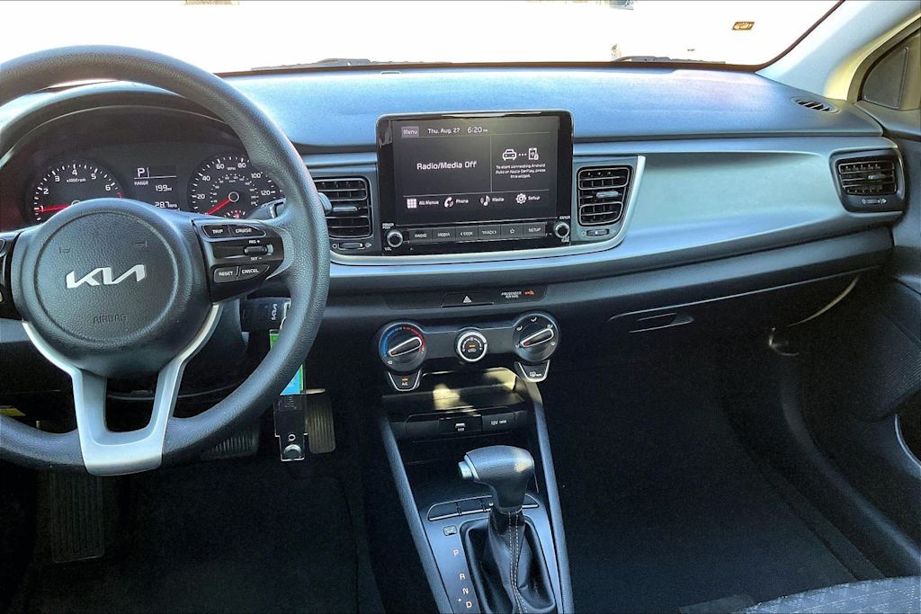Thumbnail: 2023 Kia Rio - 14