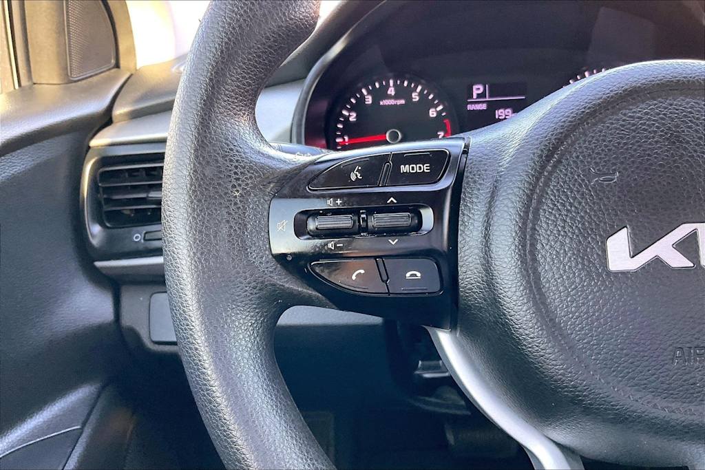 Thumbnail: 2023 Kia Rio - 23