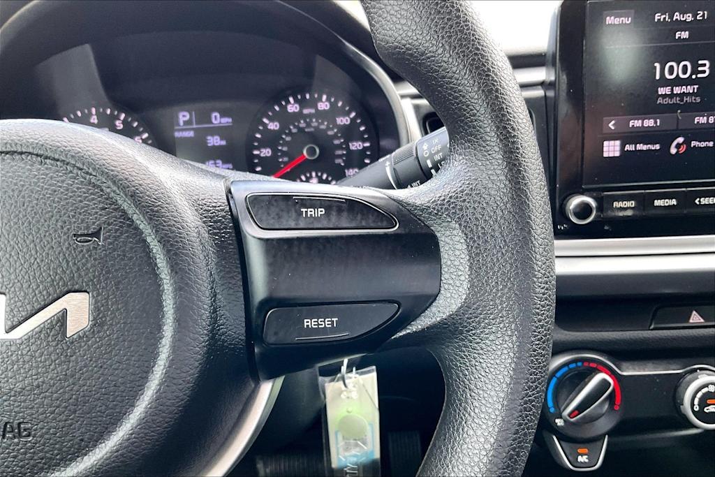 Thumbnail: 2023 Kia Rio - 24