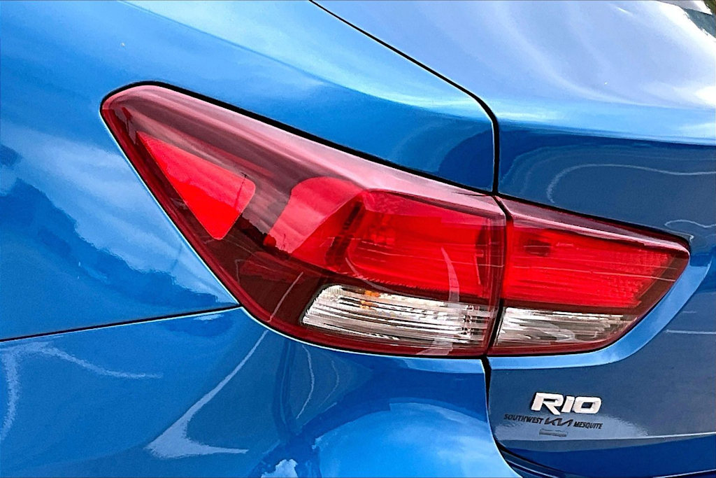 Thumbnail: 2023 Kia Rio - 30