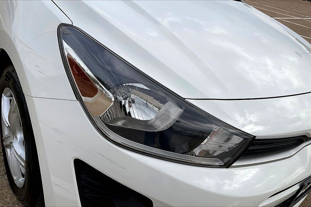 Thumbnail: 2022 Kia Rio - 29