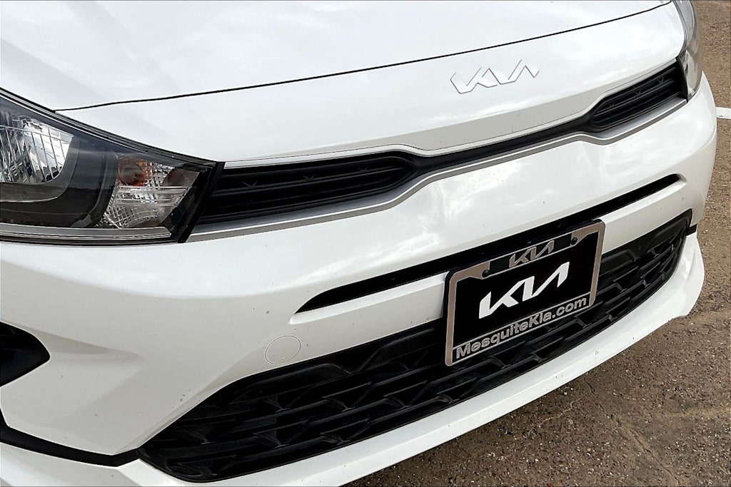Thumbnail: 2022 Kia Rio - 31