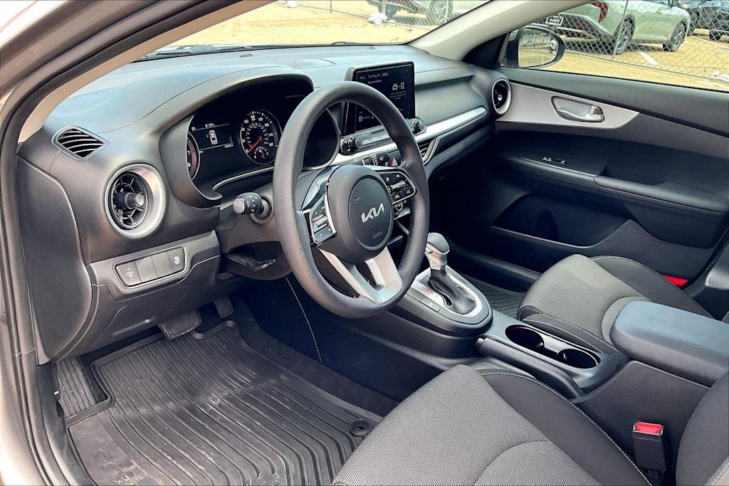 Thumbnail: 2024 Kia Forte - 2