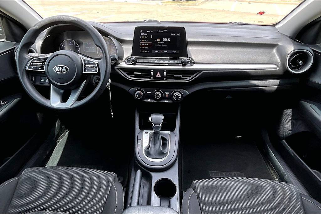 Thumbnail: 2020 Kia Forte - 8