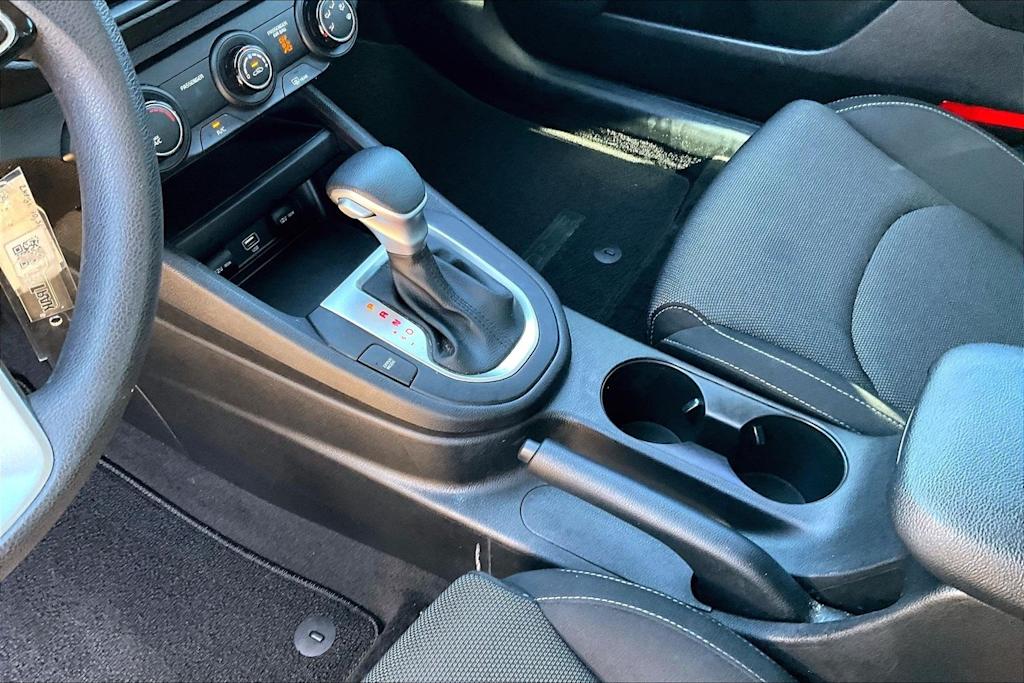 Thumbnail: 2023 Kia Forte - 17