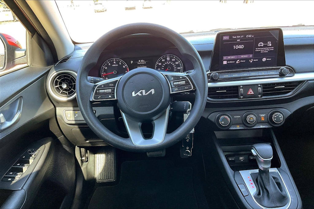 Thumbnail: 2023 Kia Forte - 14