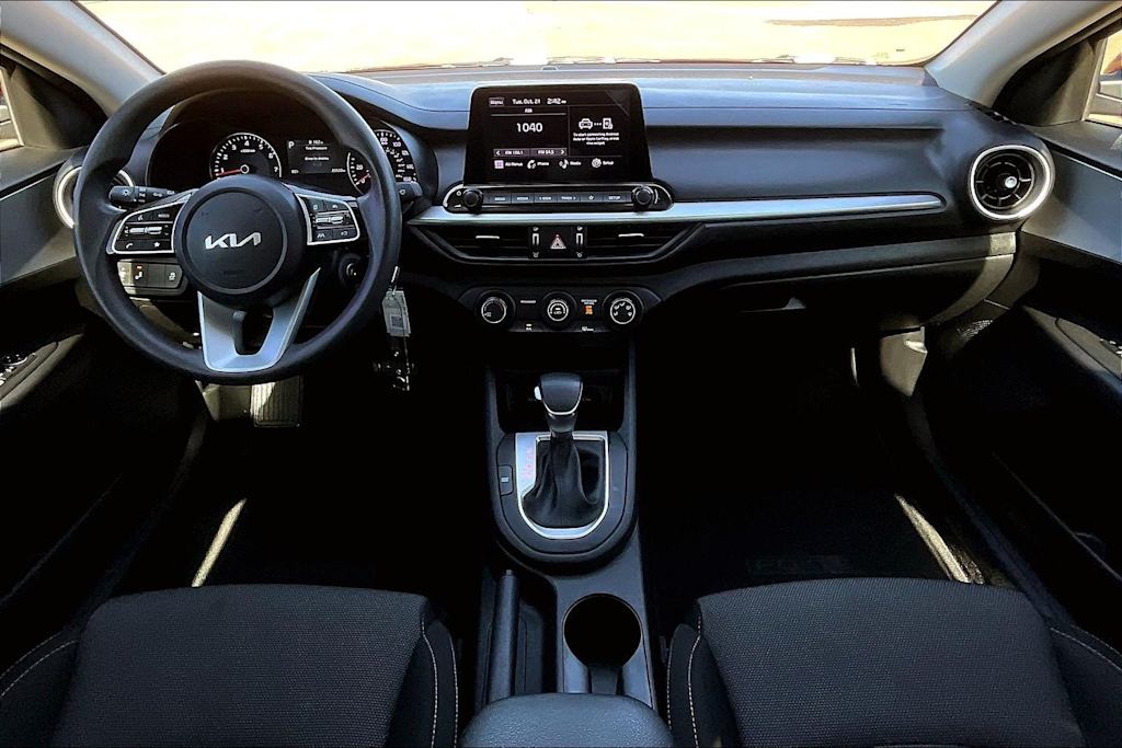 Thumbnail: 2023 Kia Forte - 10