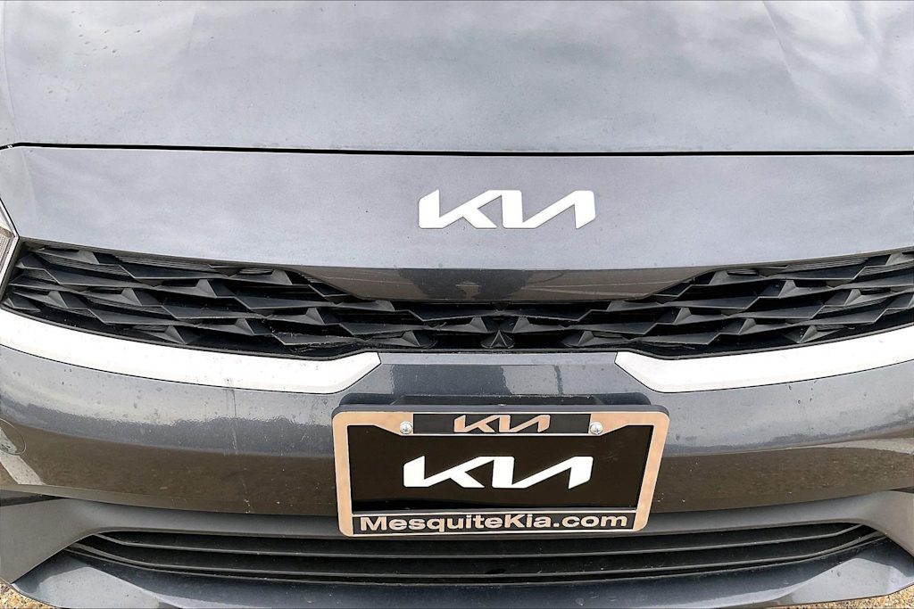 Thumbnail: 2024 Kia Forte - 7