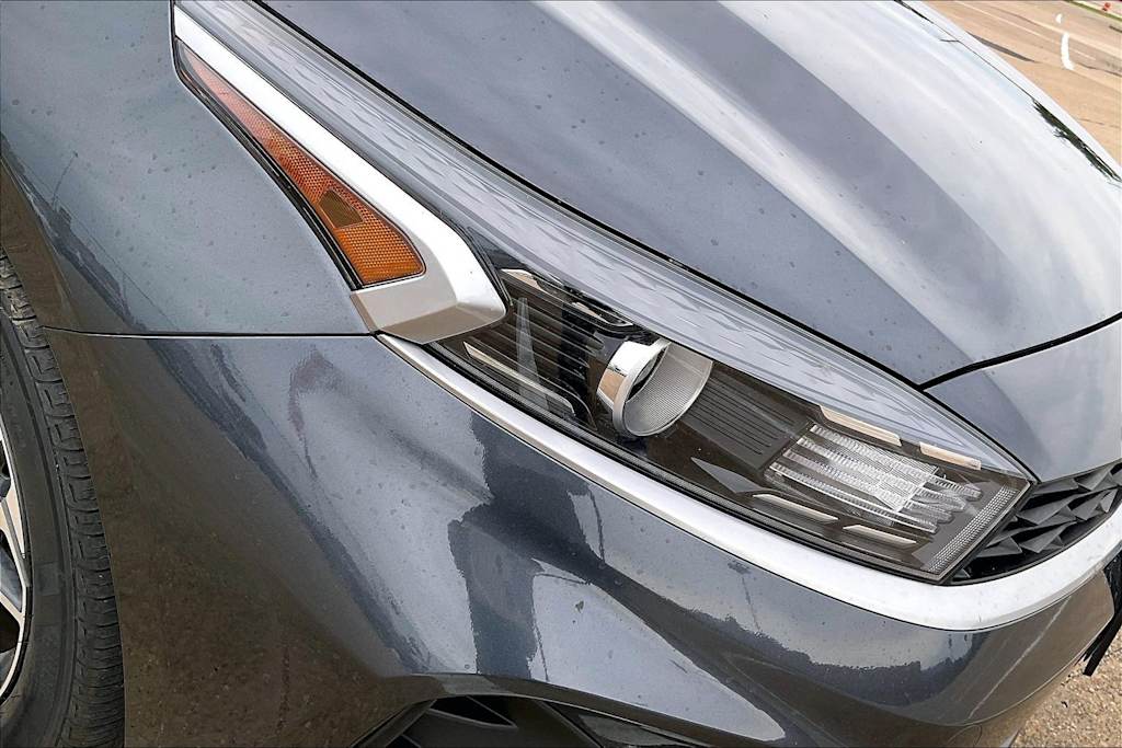 Thumbnail: 2024 Kia Forte - 29