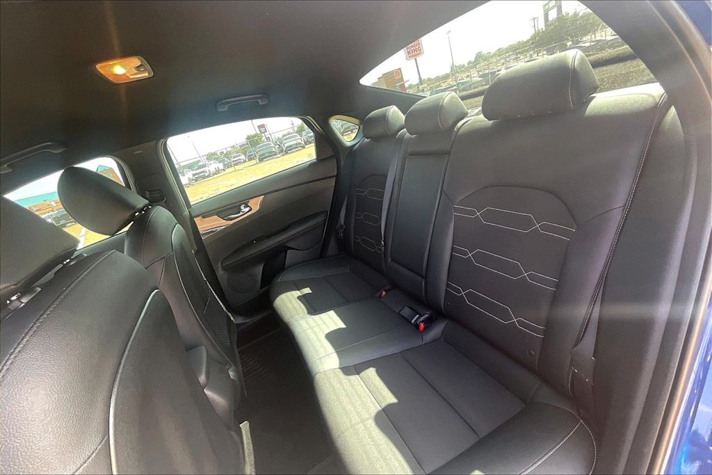 Thumbnail: 2024 Kia Forte - 28