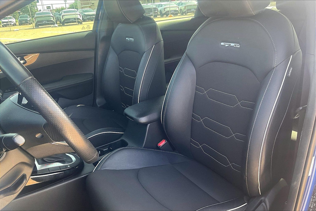 Thumbnail: 2024 Kia Forte - 10