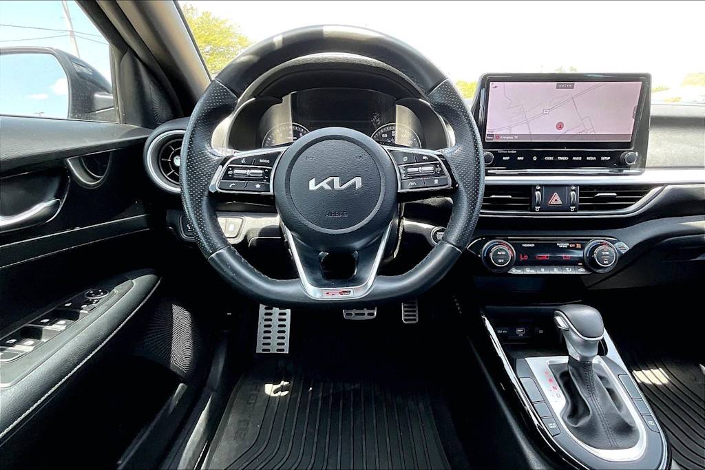 Thumbnail: 2022 Kia Forte - 13