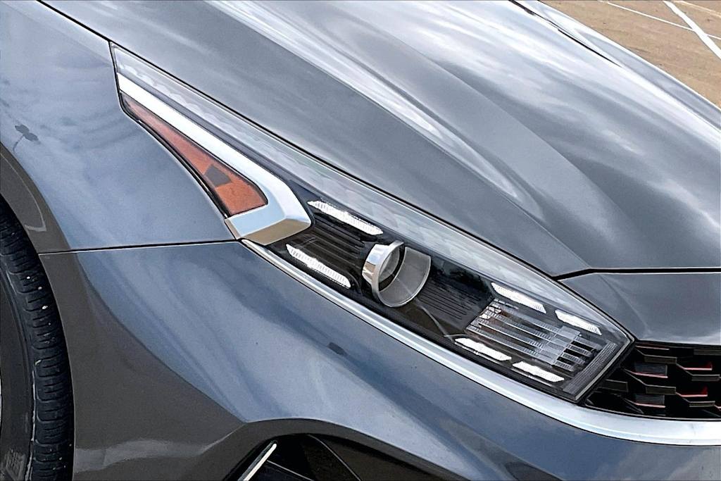 Thumbnail: 2024 Kia Forte - 30