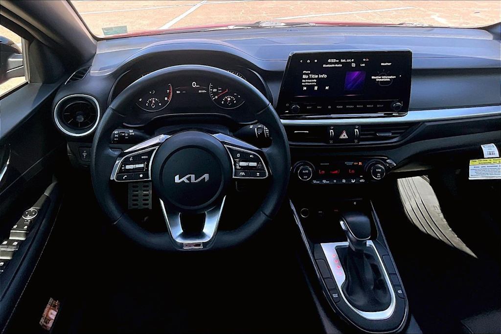 Thumbnail: 2024 Kia Forte - 9