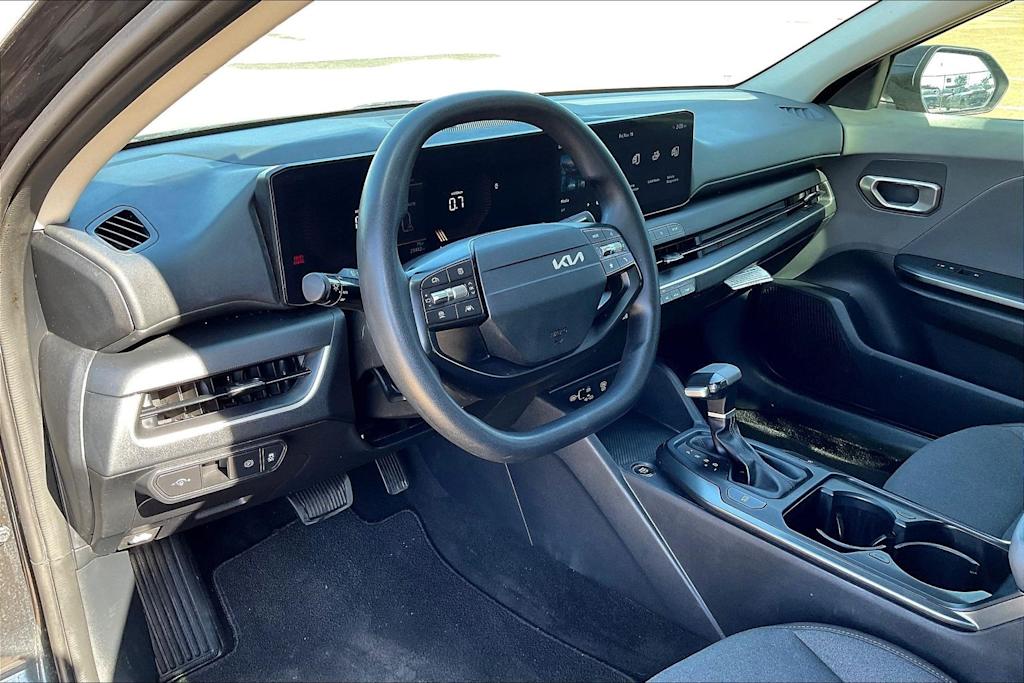 Thumbnail: 2025 Kia K4 - 2