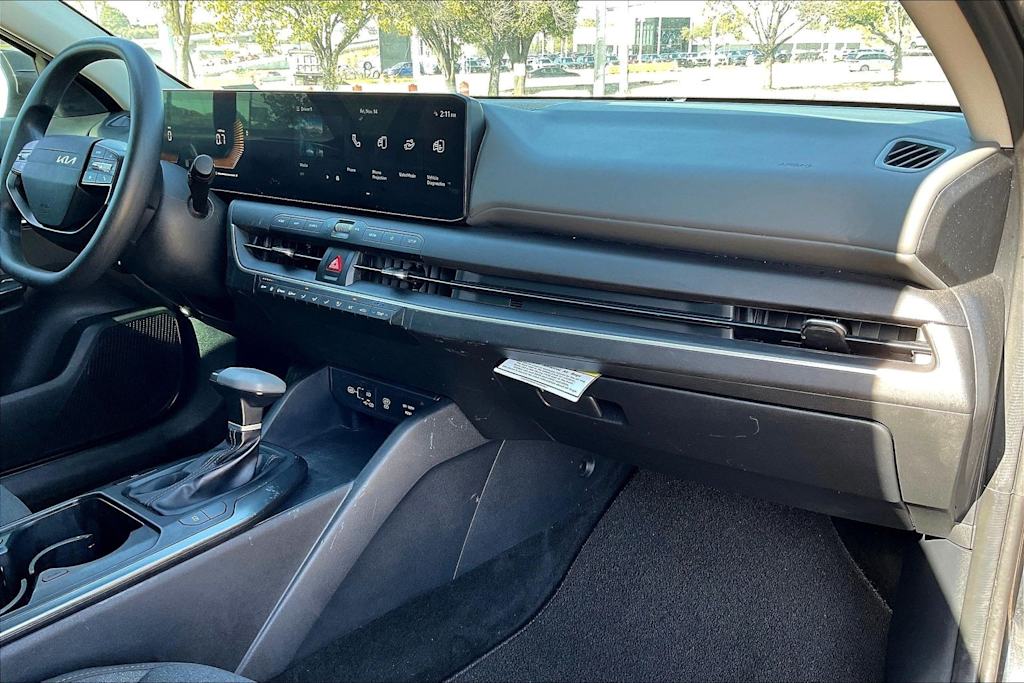 Thumbnail: 2025 Kia K4 - 24