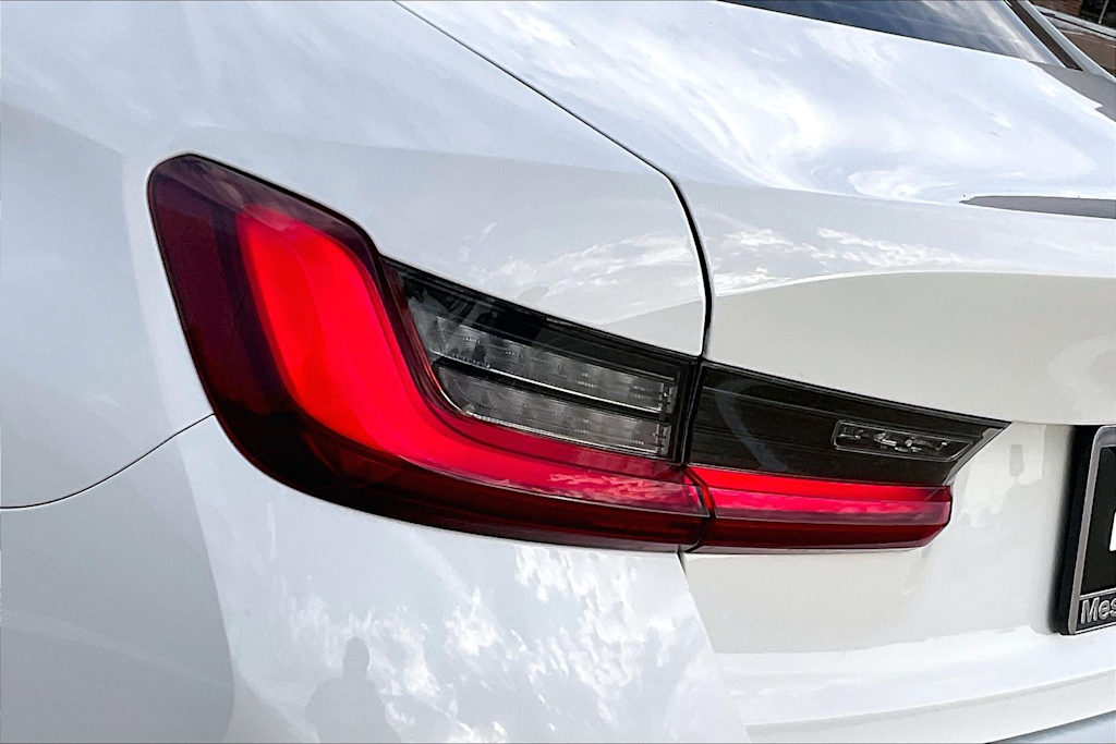 Thumbnail: 2023 BMW 3 Series - 31