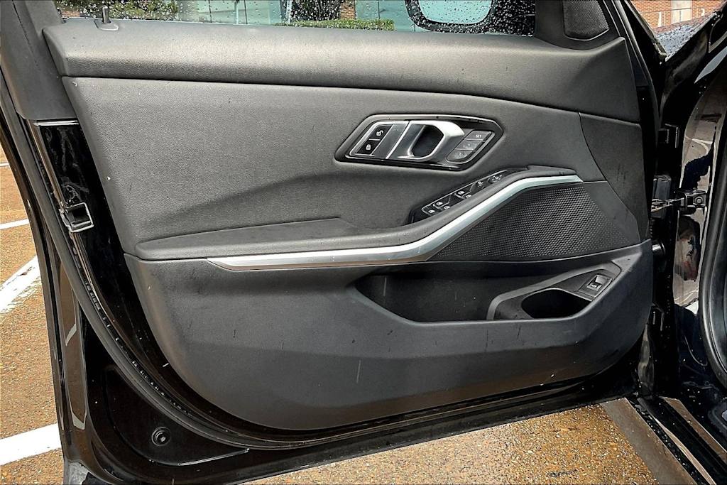 Thumbnail: 2020 BMW 3 Series - 27