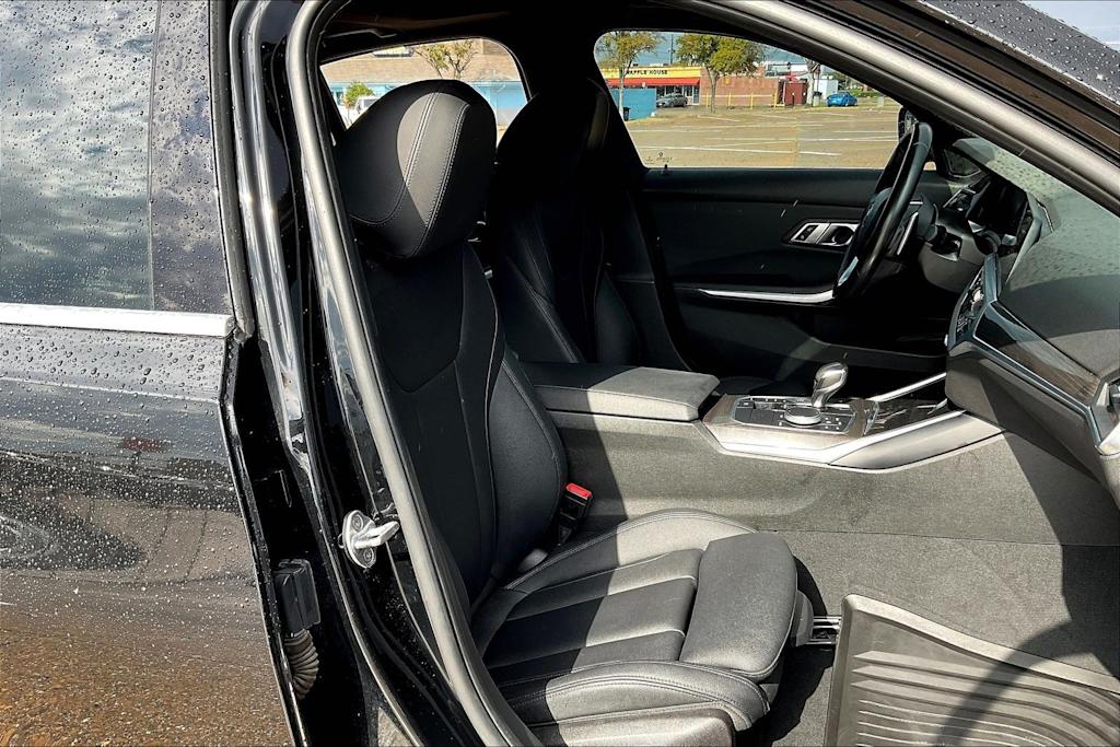 Thumbnail: 2020 BMW 3 Series - 12