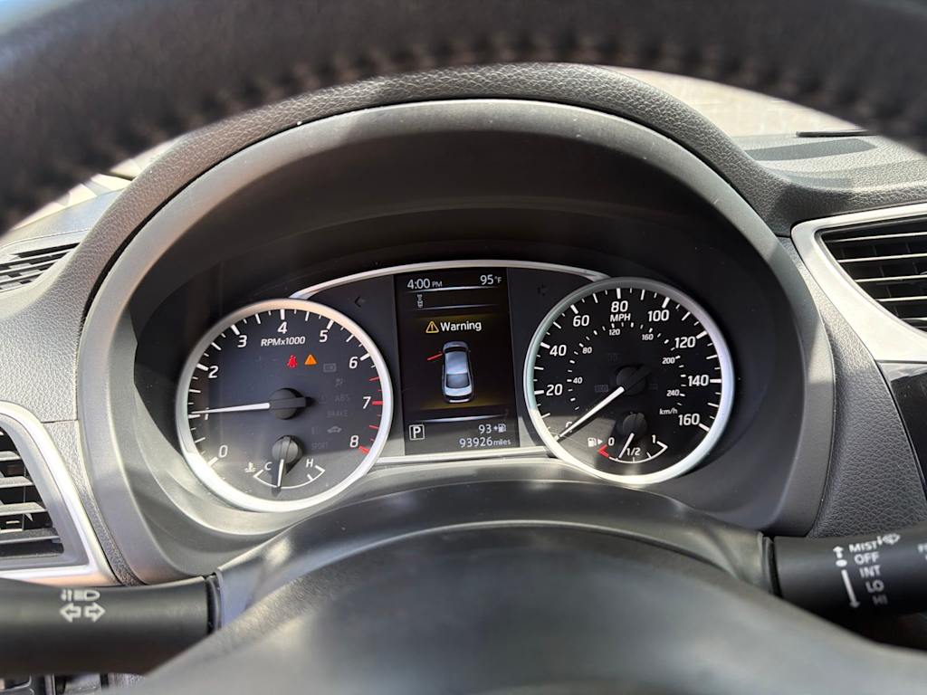 Thumbnail: 2018 Nissan Sentra - 7