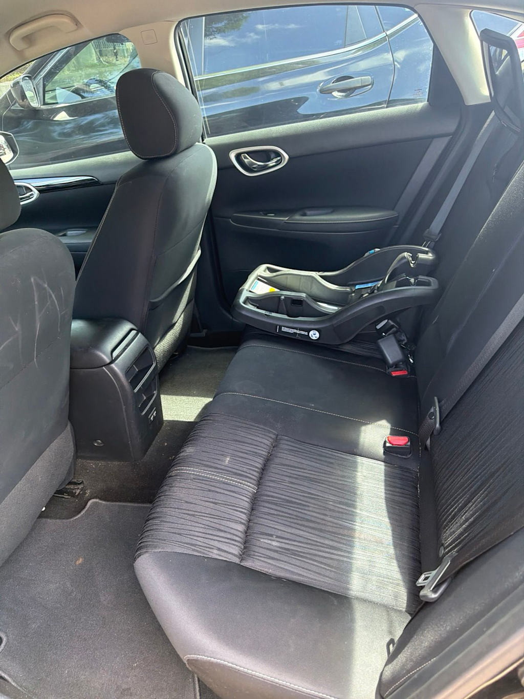 Thumbnail: 2018 Nissan Sentra - 6