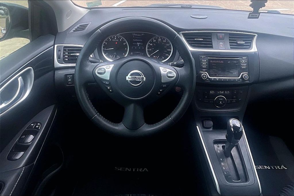 Thumbnail: 2018 Nissan Sentra - 13