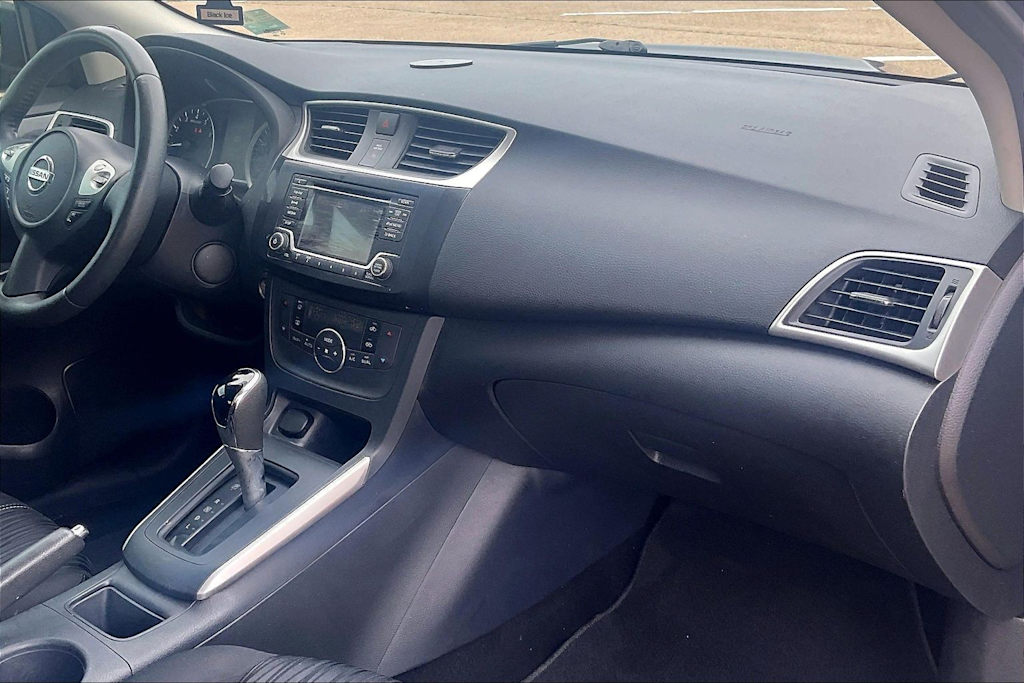 Thumbnail: 2018 Nissan Sentra - 23