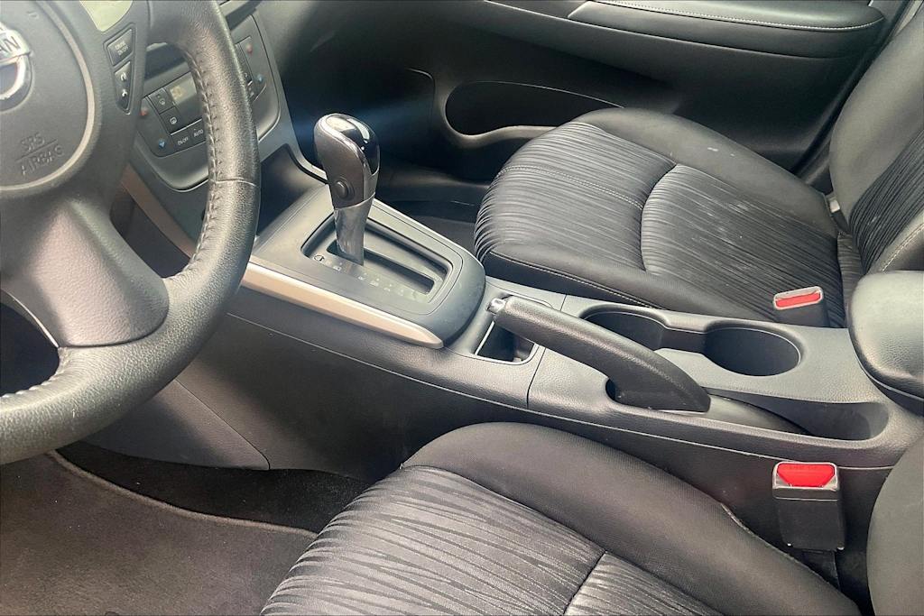 Thumbnail: 2018 Nissan Sentra - 16