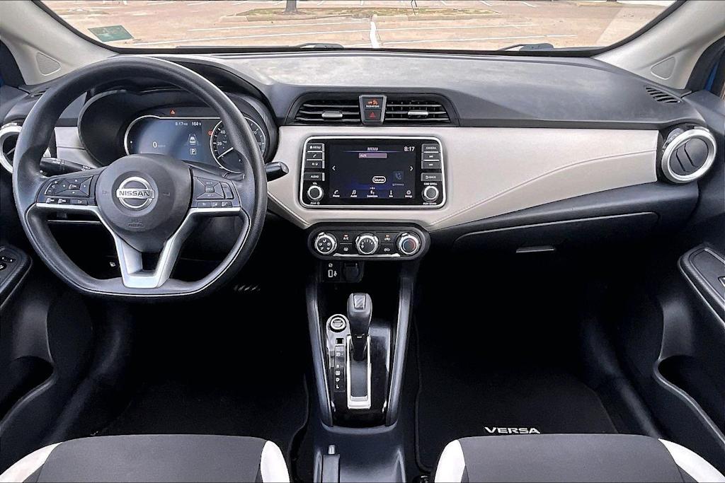 Thumbnail: 2022 Nissan Versa - 9