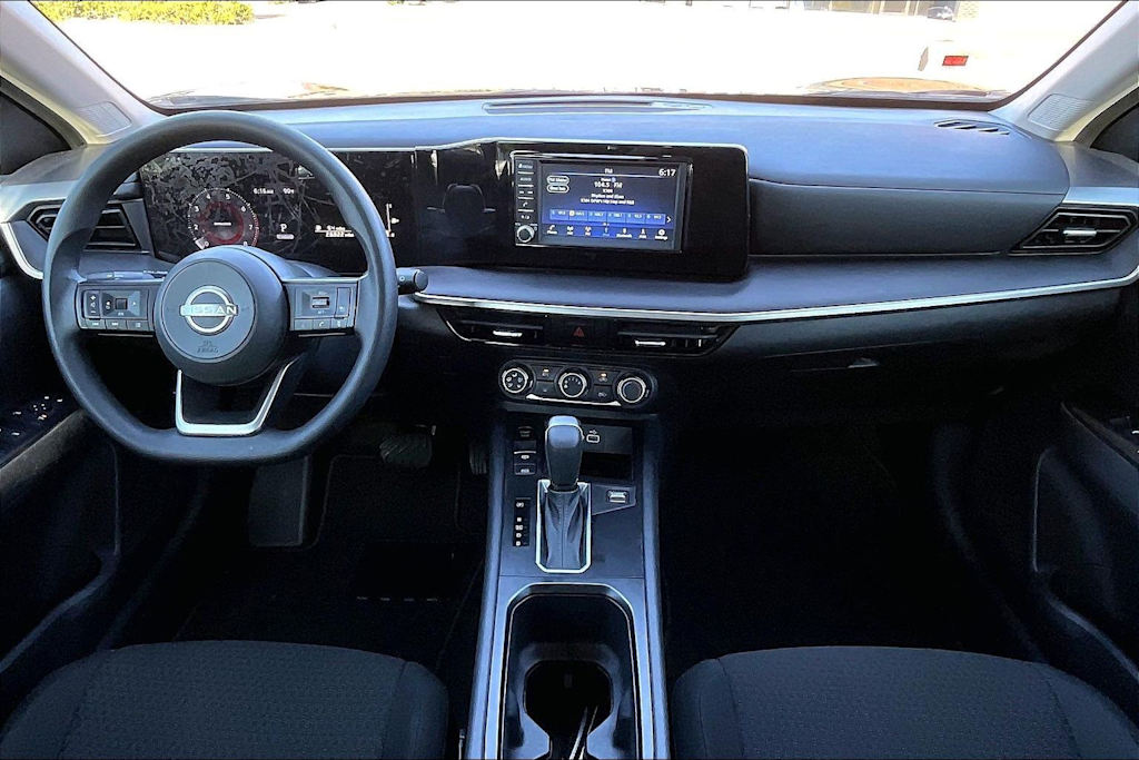 Thumbnail: 2025 Nissan Kicks - 9