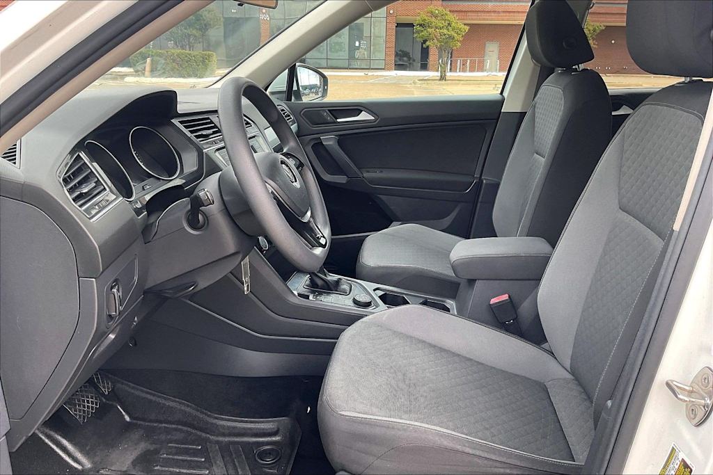 Thumbnail: 2019 Volkswagen Tiguan - 9