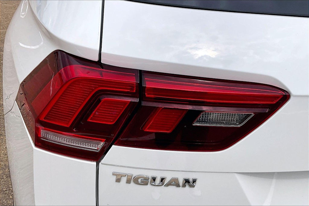 Thumbnail: 2019 Volkswagen Tiguan - 29