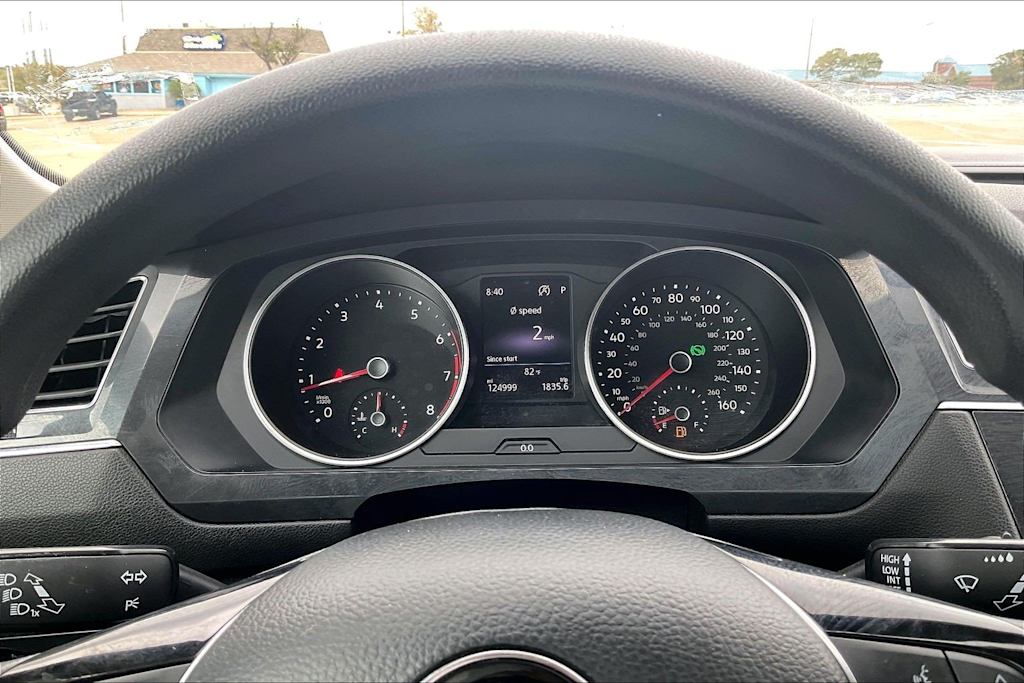 Thumbnail: 2019 Volkswagen Tiguan - 16