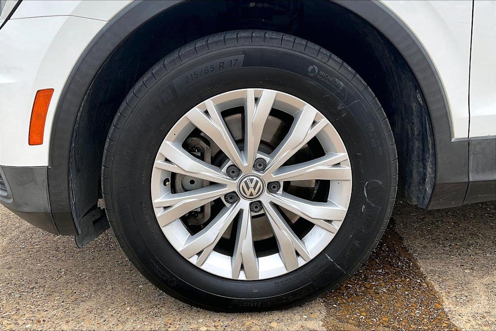 Thumbnail: 2019 Volkswagen Tiguan - 7