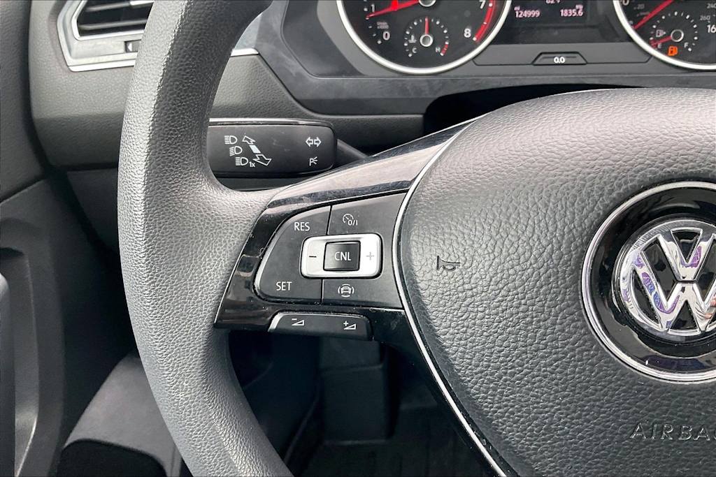 Thumbnail: 2019 Volkswagen Tiguan - 23