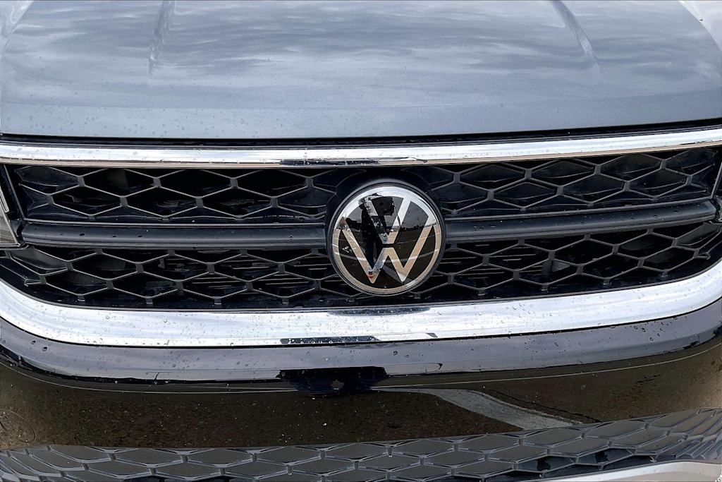 Thumbnail: 2024 Volkswagen Taos - 32